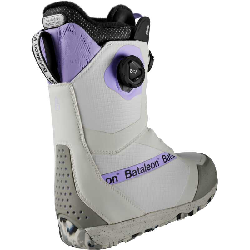 Women's snowboard boots with BOA Fit System in Virtual Grape color