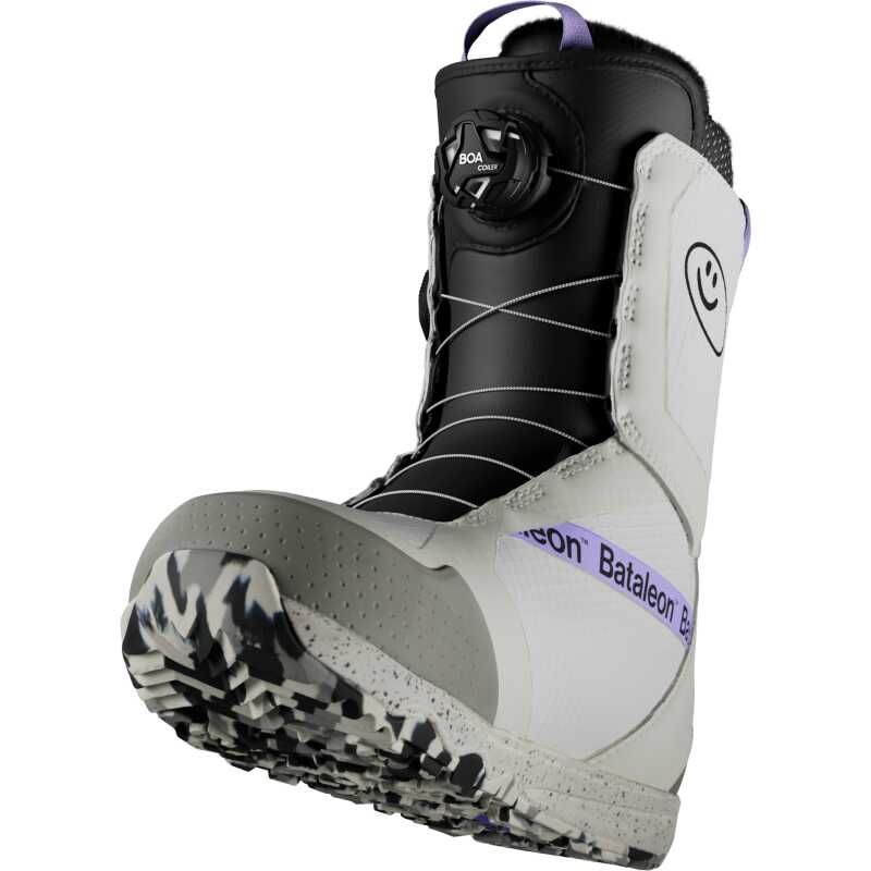 Women's snowboard boots with BOA Fit System in Virtual Grape color