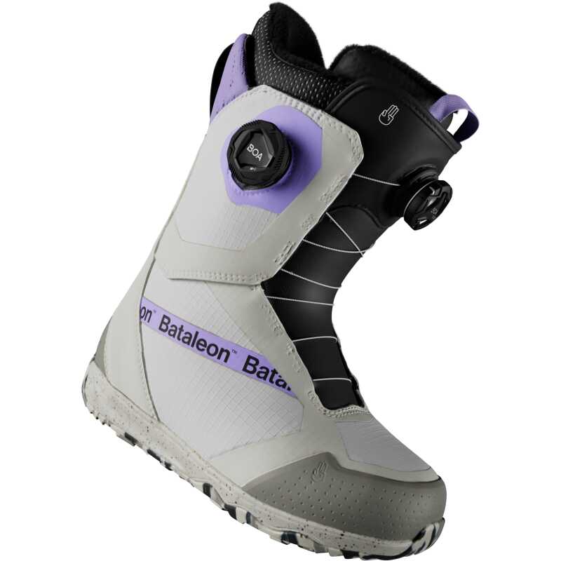 Women's snowboard boots with BOA Fit System in Virtual Grape color