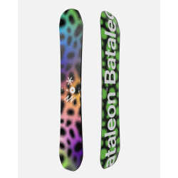 Bataleon FunKink snowboard 154cm showcasing its modern design and vibrant colors.