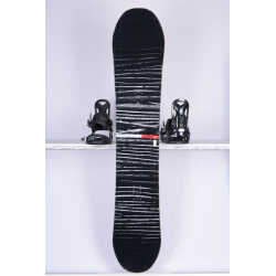 Salomon Craft Rockout Camber Snowboard 149 in black and white for freestyle and all-mountain riding
