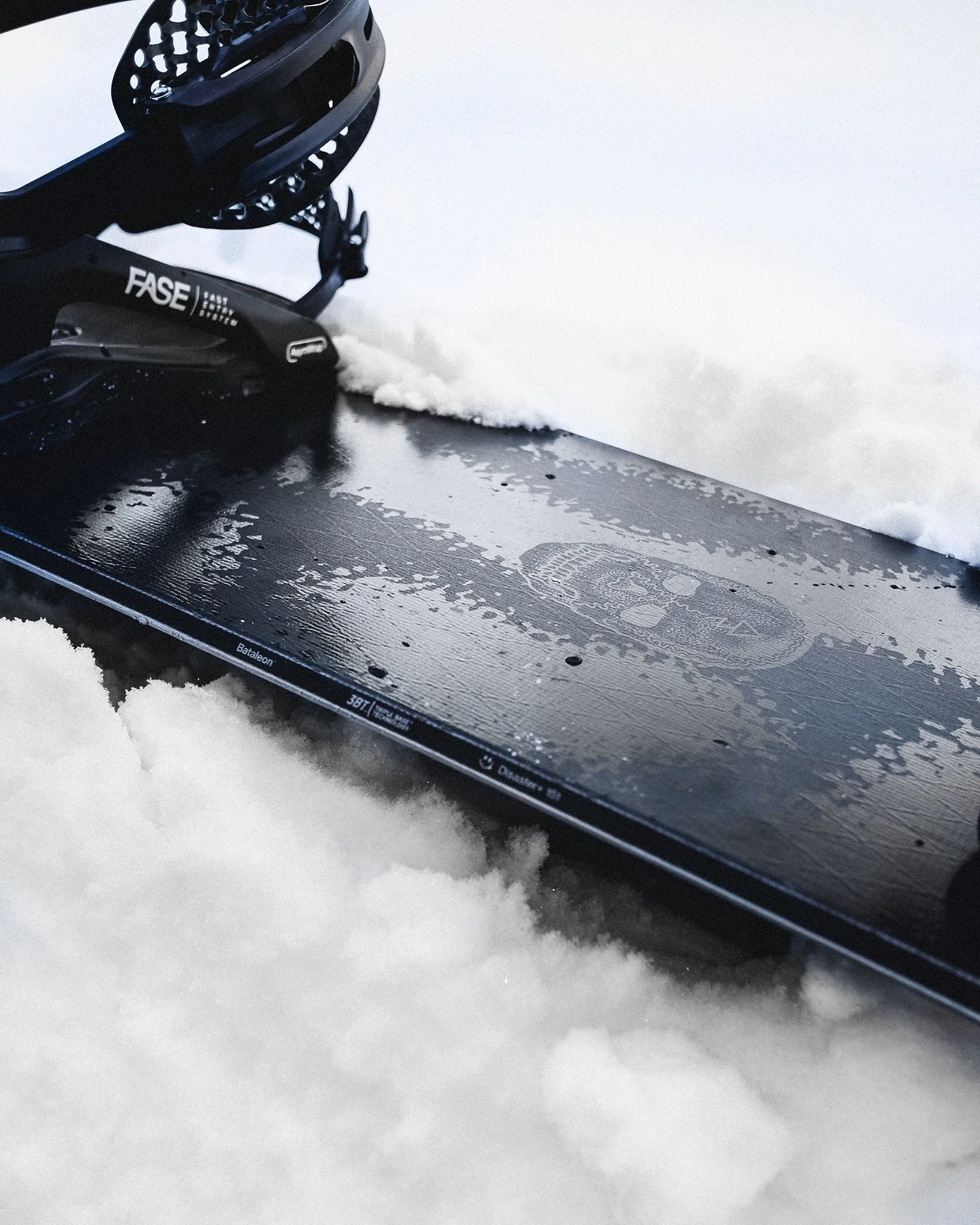 Bataleon | Disaster+ Snowboard - 153cm Wide - Image 5