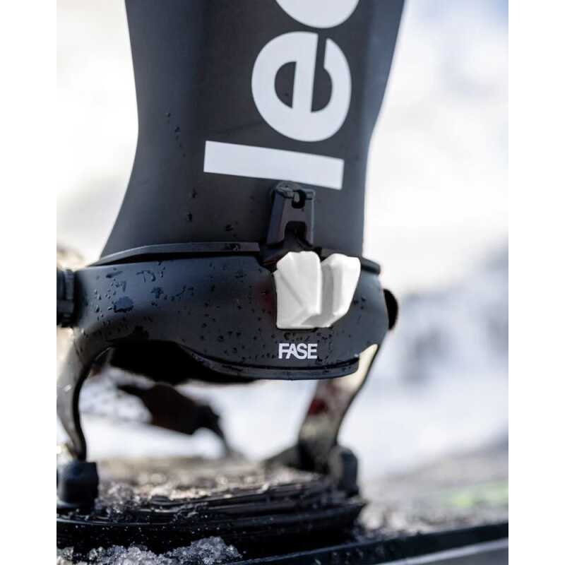 Bataleon | Blaster AsymWrap FASE Snowboard Binding - Image 9