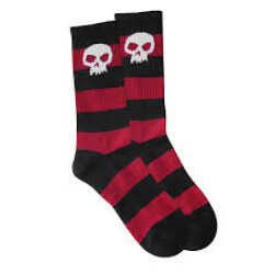 Zero Single Skull Stripe Socks Red crew socks graphic view, Zero skull stripe socks red design detail, skate crew socks side view